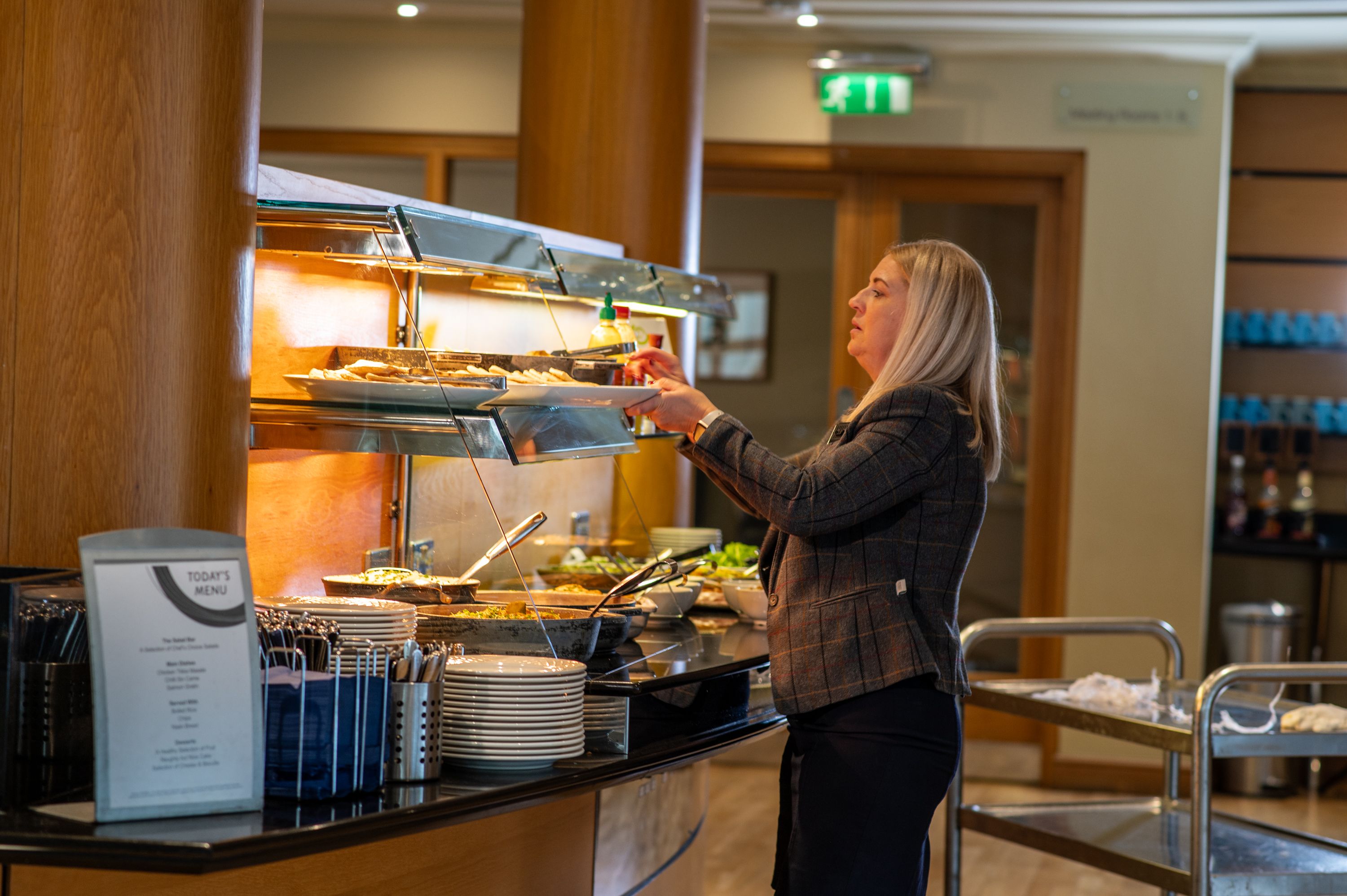 a buffet style lunch for meetings